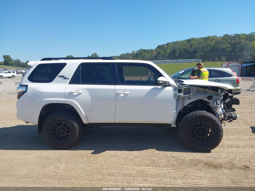 TOYOTA 4RUNNER - zdjęcie 13