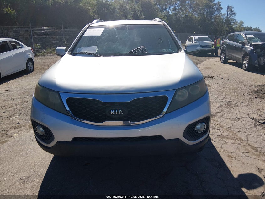KIA SORENTO 2011 VIN 5XYKTDA27BG066808