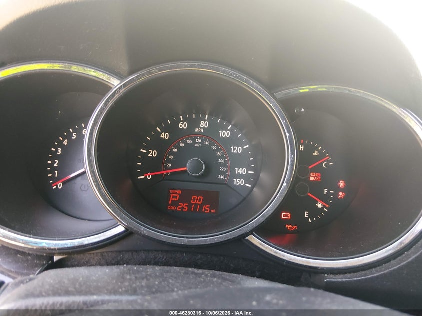 KIA SORENTO 2011 VIN 5XYKTDA27BG066808