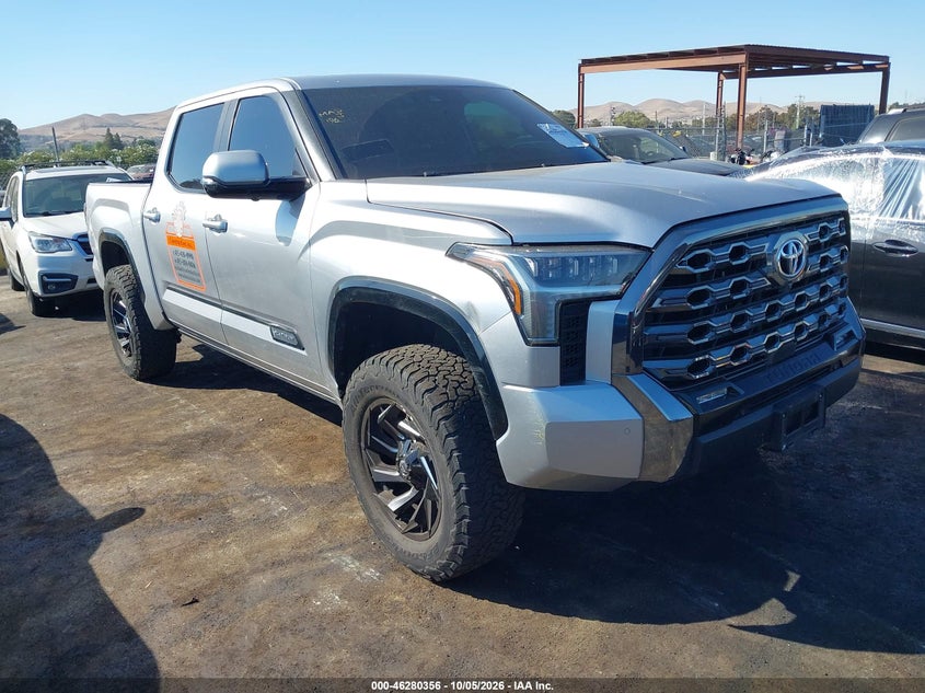 TOYOTA TUNDRA - zdjęcie 1