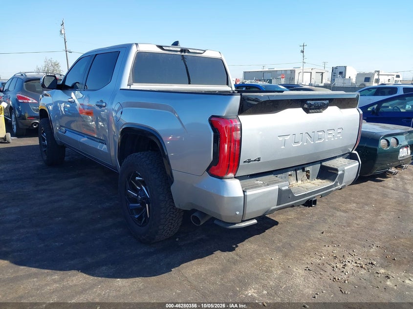 TOYOTA TUNDRA - zdjęcie 3