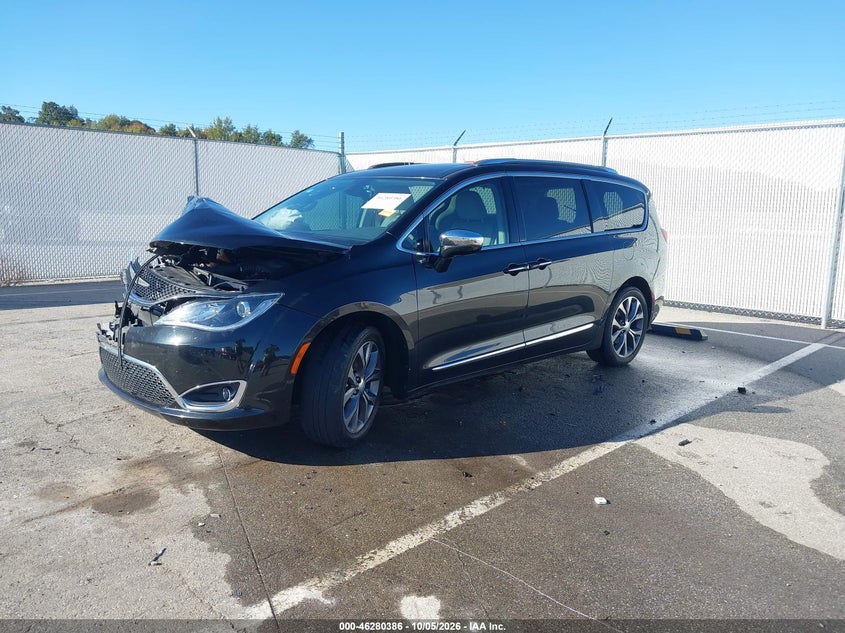 Vin: 2c4rc1gg8hr553794, lot: 46780532, chrysler pacifica limited 20172