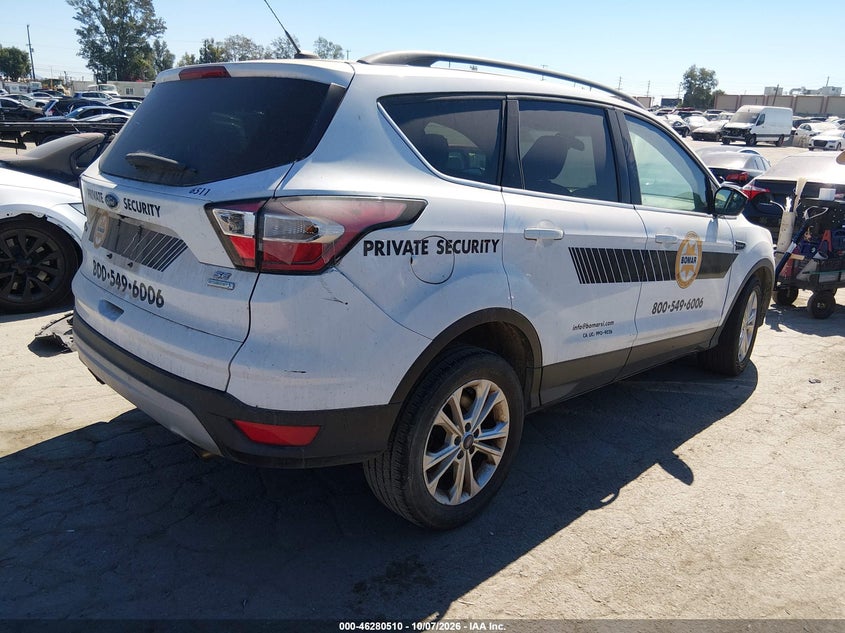 Vin: 1fmcu0gd6jua56511, lot: 46780656, ford escape se 20184