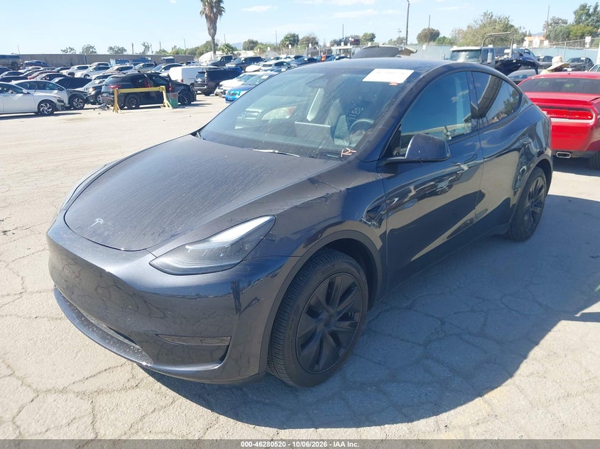 Vin: 7saygded3rf156178, lot: 46780666, tesla model y long range single motor rear-wheel drive/rwd 20242