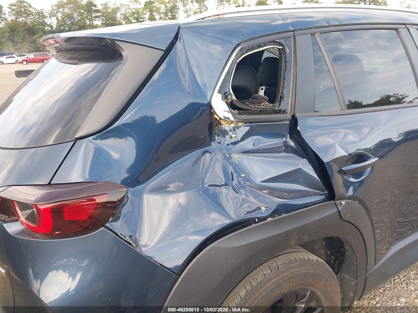 MAZDA CX-50 - zdjęcie 17