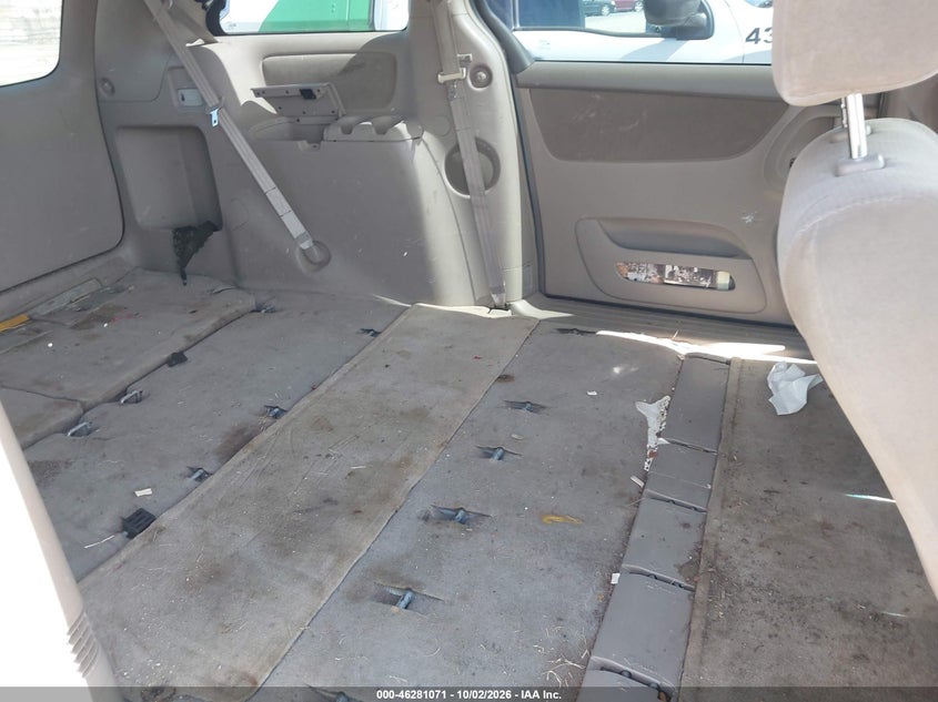 TOYOTA SIENNA 2004 VIN 5TDZA23C04S118252