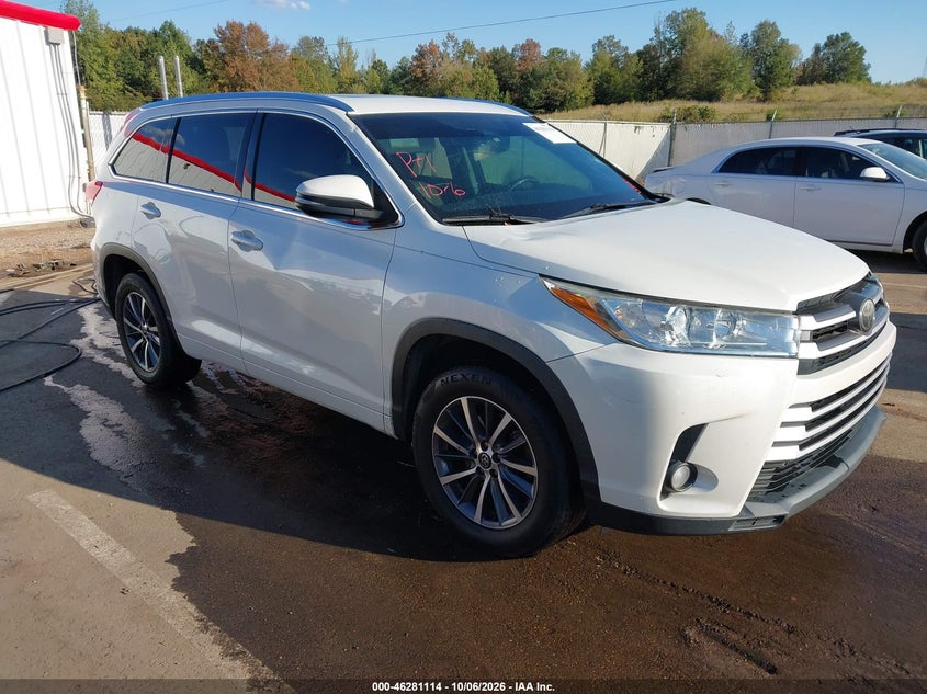 Vin: 5tdkzrfh1js533439, lot: 46781260, toyota highlander xle 2018 img_1