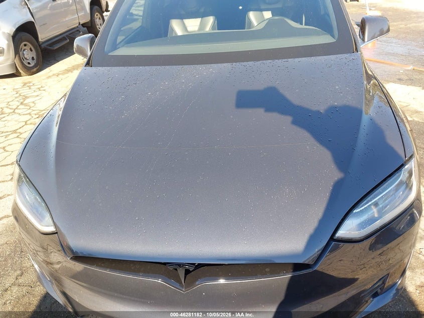 TESLA MODEL X - zdjęcie 10