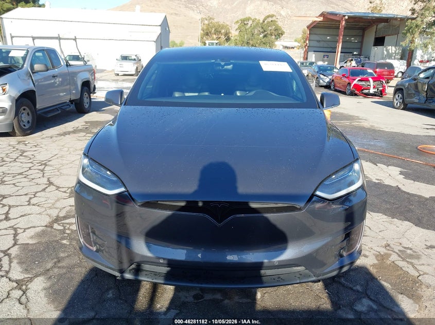 TESLA MODEL X - zdjęcie 12