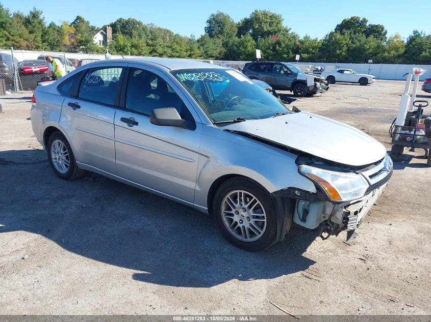 Vin: 1fahp3fn4aw113019, lot: 46781429, ford focus se 2010 img_1