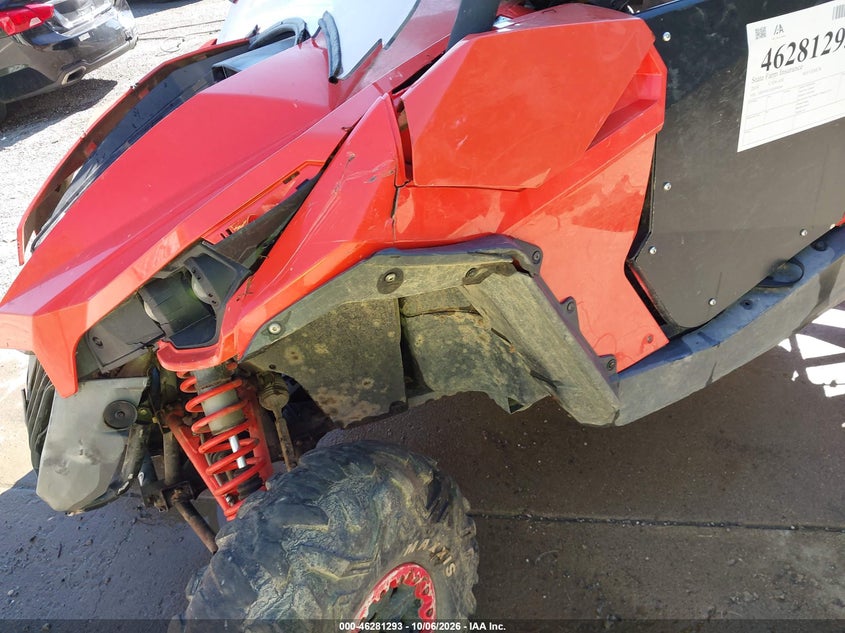 CAN-AM MAVERICK 2014