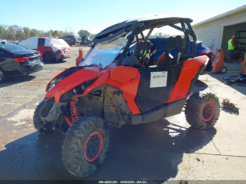 CAN-AM MAVERICK 2014