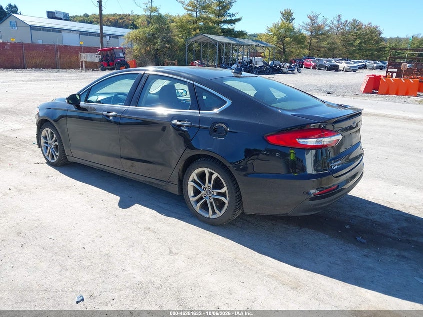 Vin: 3fa6p0ruxlr206075, lot: 46781778, ford fusion hybrid titanium 20203