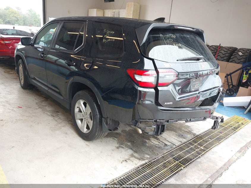 Vin: 5fnyg1h2xpb021833, lot: 46781790, honda pilot awd lx 20233