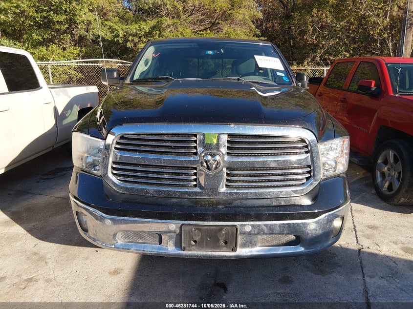 RAM 1500 CLASSIC 2019 VIN 1C6RR6LT2KS539434