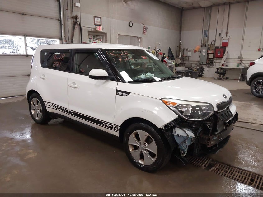 Vin: kndjn2a22f7151021, lot: 46781920, kia soul 2015 img_1