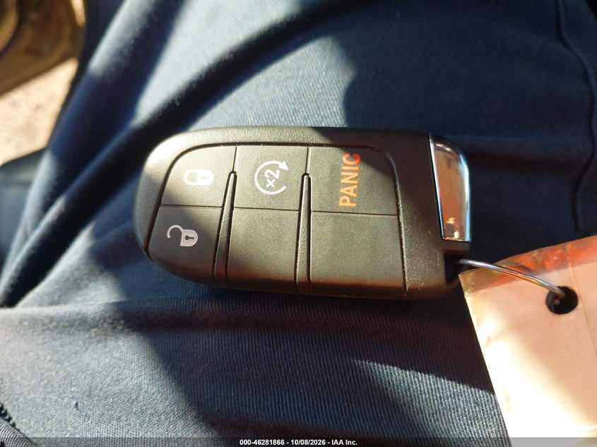 JEEP RENEGADE 2015 VIN ZACCJBDT0FPB68590