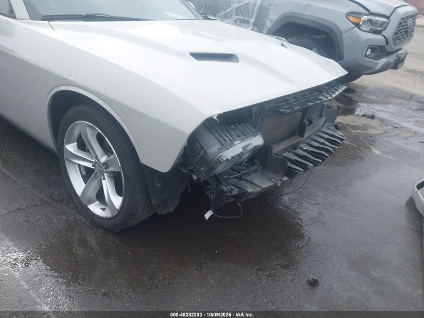 DODGE CHALLENGER - zdjęcie 18