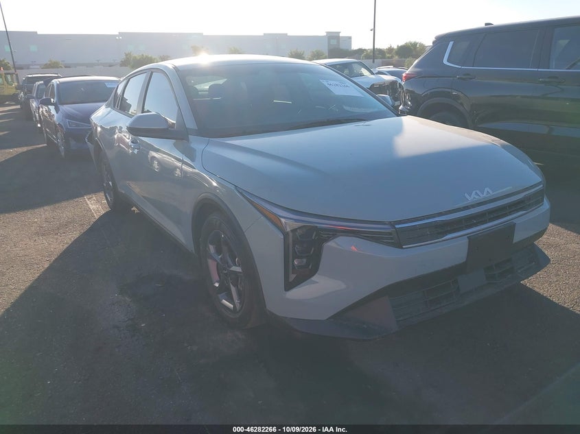 2026 KIA K4 LXS
