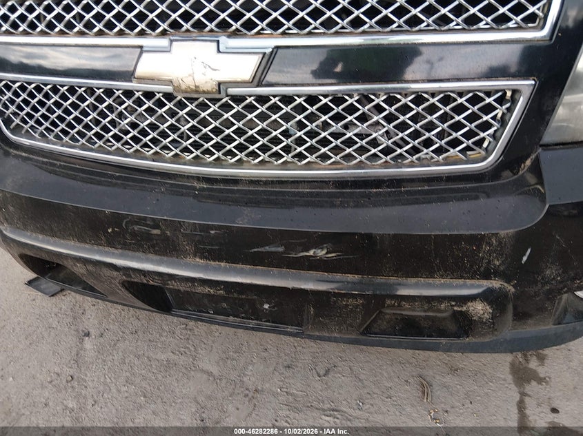 2009 CHEVROLET SUBURBAN 1500 LTZ · Фото 6