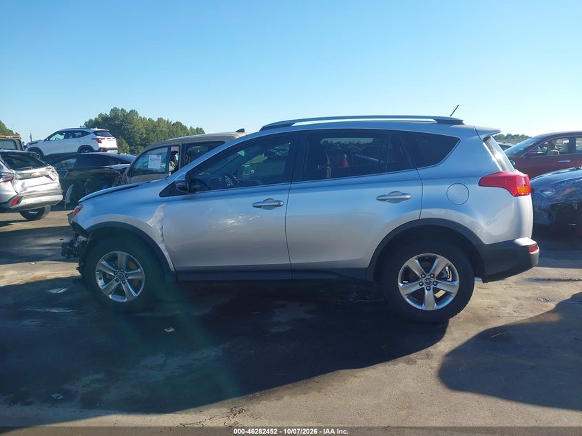 TOYOTA RAV4 - zdjęcie 14