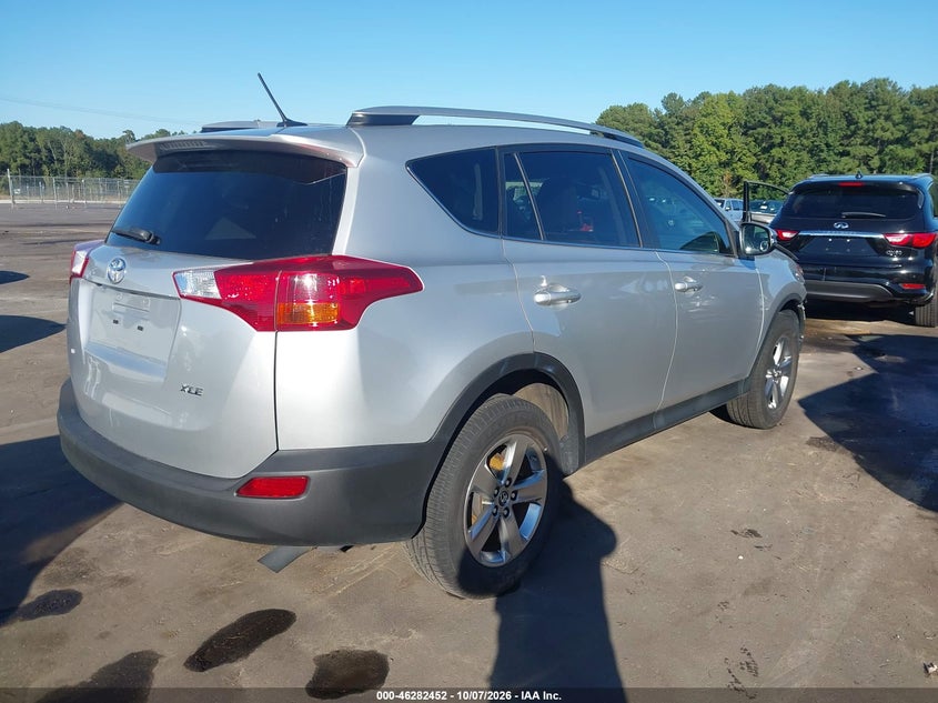 TOYOTA RAV4 - zdjęcie 4