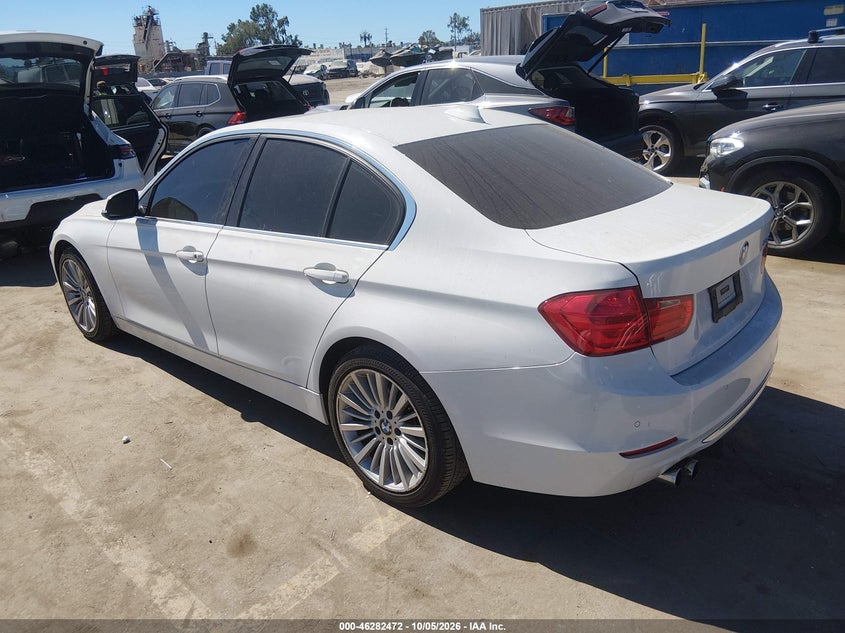 Vin: wba3a5c50df355460, lot: 46782618, bmw 328i 20133