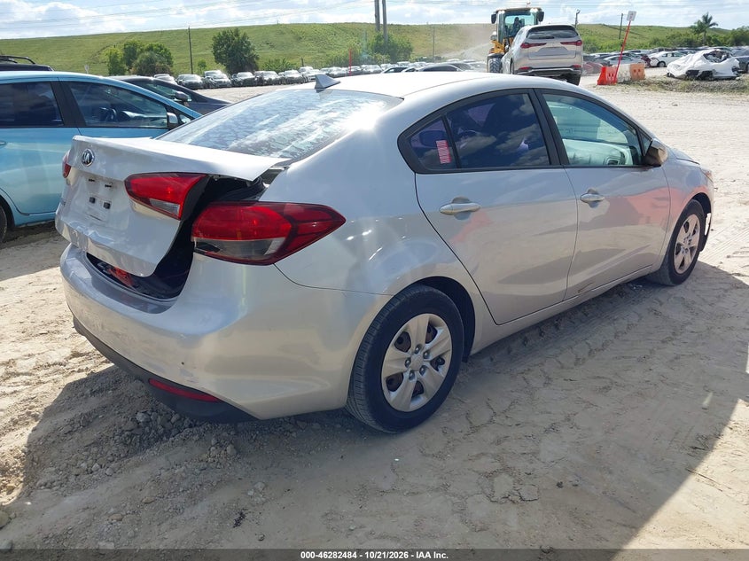 Vin: 3kpfk4a76he131153, lot: 46782630, kia forte lx 20174