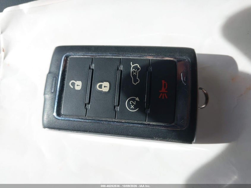 JEEP GRAND CHEROKEE - zdjęcie 11