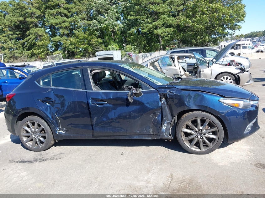 MAZDA MAZDA3 - zdjęcie 13