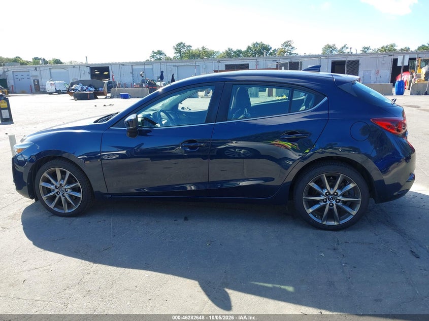 MAZDA MAZDA3 - zdjęcie 14