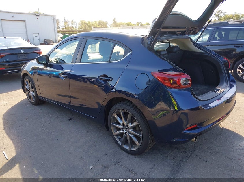 MAZDA MAZDA3 - zdjęcie 3