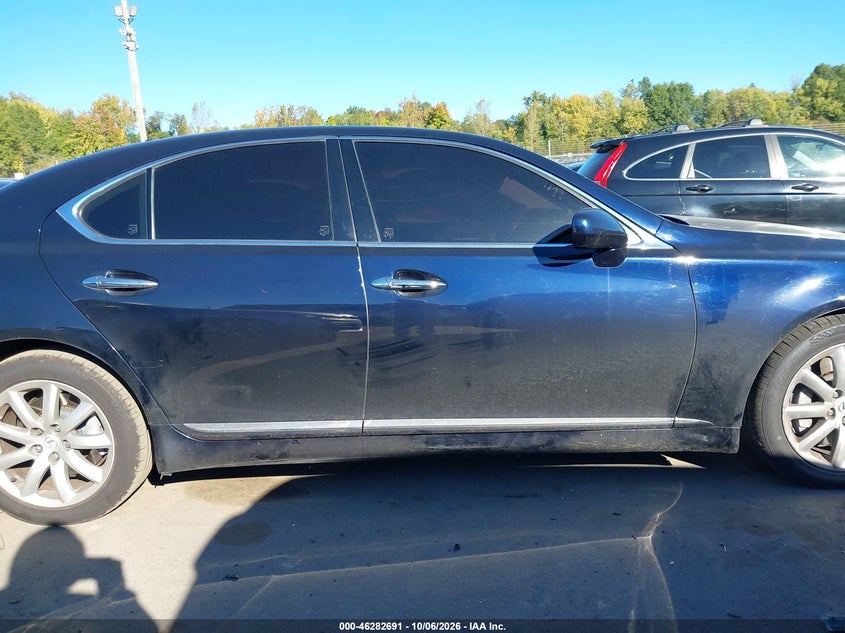 2009 LEXUS LS 460 · Фото 13