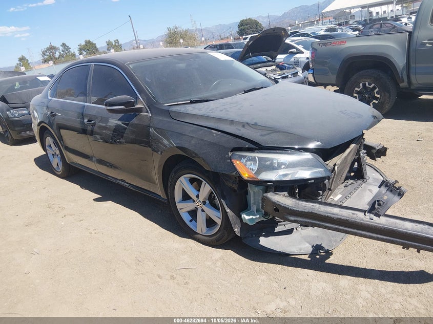 Vin: 1vwbp7a38ec013362, lot: 46782840, volkswagen passat 2.5l se 20141