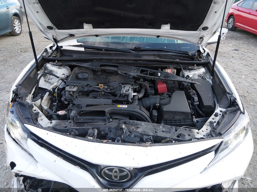 TOYOTA CAMRY - zdjęcie 10