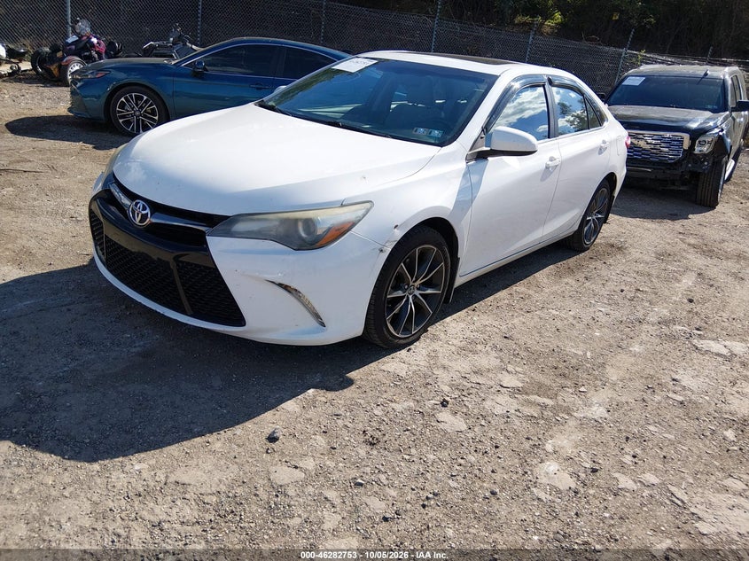 TOYOTA CAMRY - zdjęcie 2