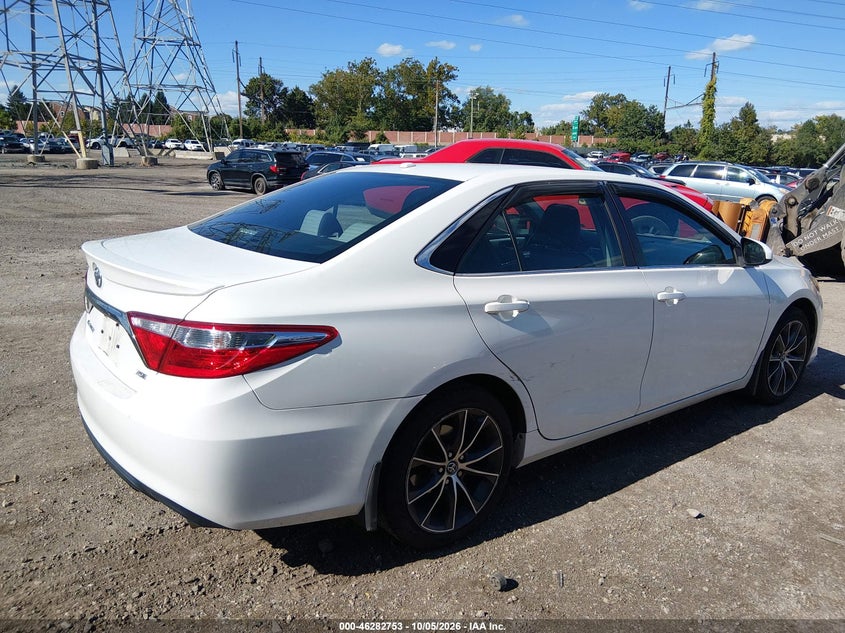 TOYOTA CAMRY - zdjęcie 4