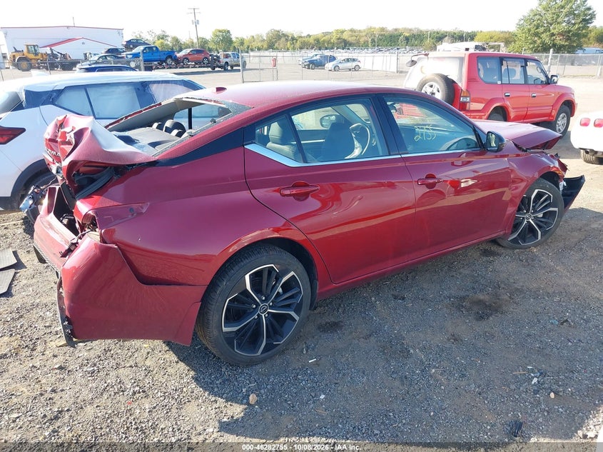 Vin: 1n4bl4cw0rn395777, lot: 46782901, nissan altima sr intelligent awd 20244