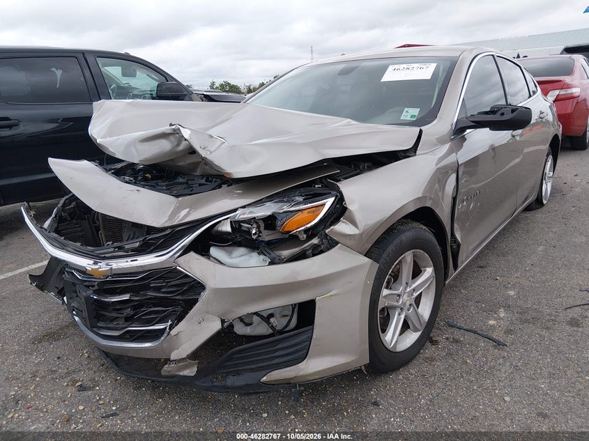 2022 Chevrolet Malibu Fwd Lt, Front & Rear, IAAI, VIN 1G1ZD5STXNF177233 — photo 2