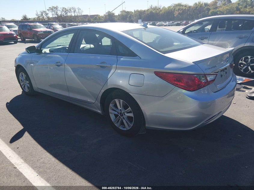 2013 HYUNDAI SONATA GLS · Фото 3