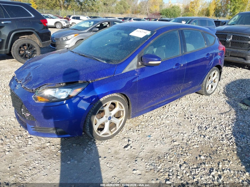 Vin: 1fadt3l99dl335549, lot: 46782936, ford focus st 20132