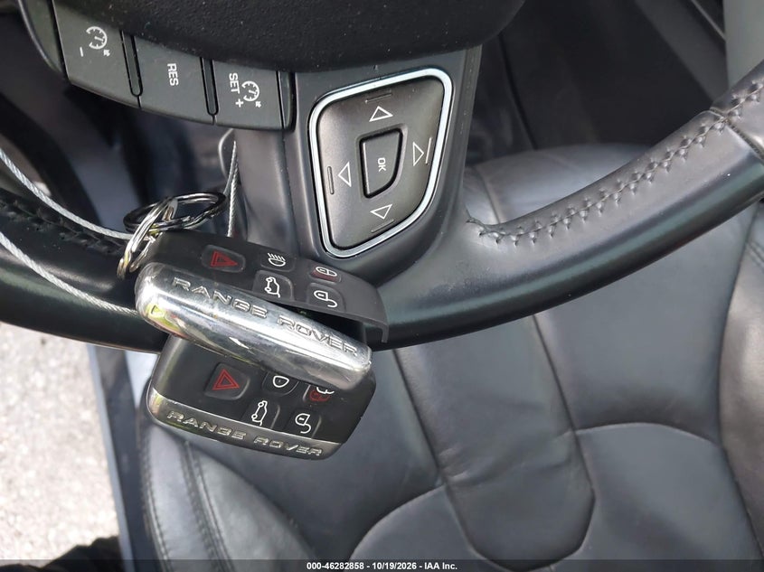 LAND ROVER RANGE ROVER EVOQUE - zdjęcie 11