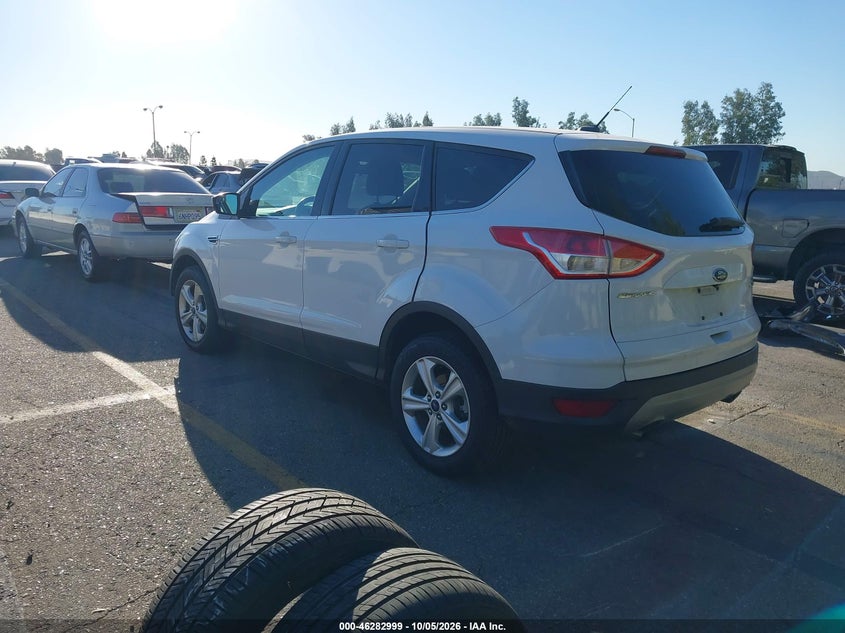 Vin: 1fmcu0gx9eua63601, lot: 46783145, ford escape se 20143