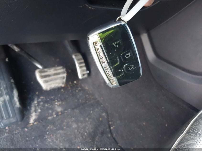 2016 LAND ROVER RANGE ROVER SPORT 3.0L V6 SUPERCHARGED HSE · Фото 11