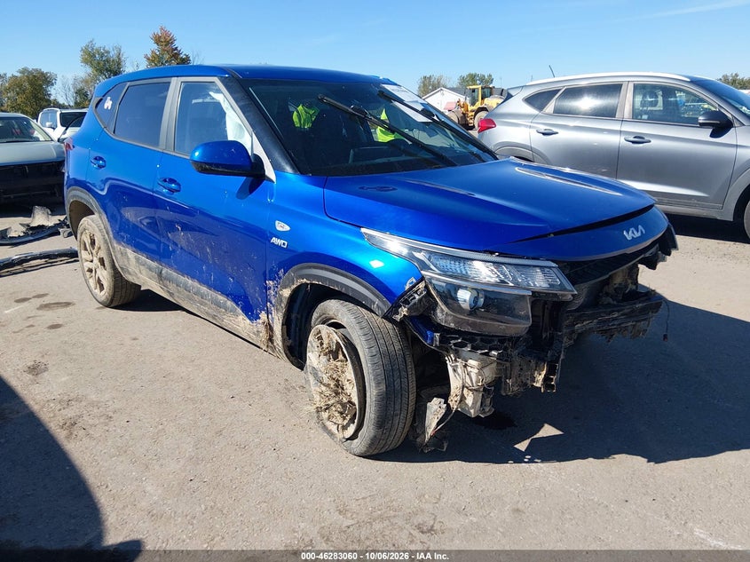 2022 Kia Seltos Lx, Rollover, IAAI, VIN KNDEPCAA9N7334763