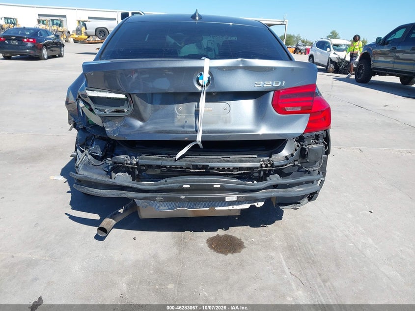 BMW 320I - zdjęcie 6