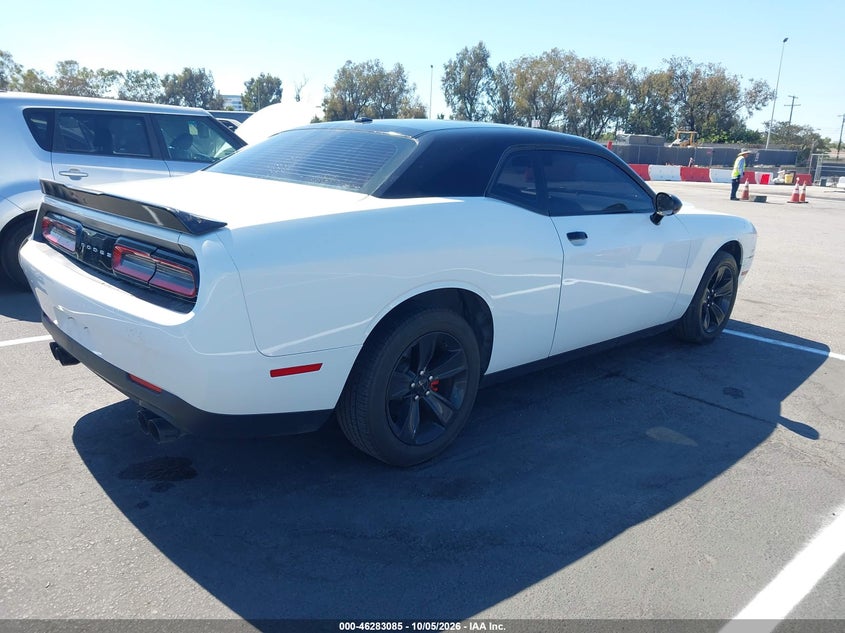 Vin: 2c3cdzag0lh214475, lot: 46783231, dodge challenger sxt 20204