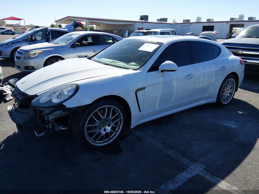 2014 PORSCHE PANAMERA 4 · Фото 2
