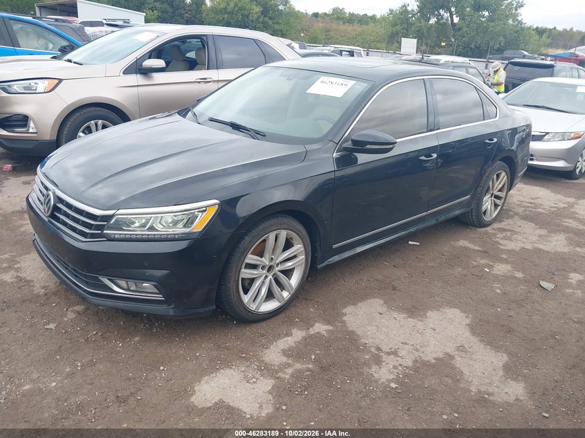 Photo 2 - VOLKSWAGEN PASSAT