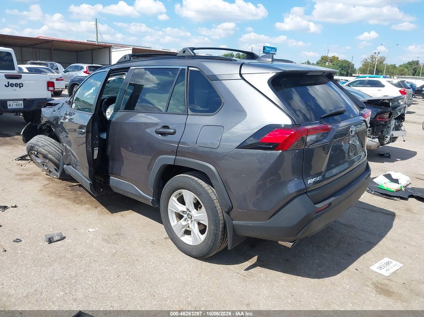 Vin: 2t3w1rfv1mc127552, lot: 46783443, toyota rav4 xle 20213